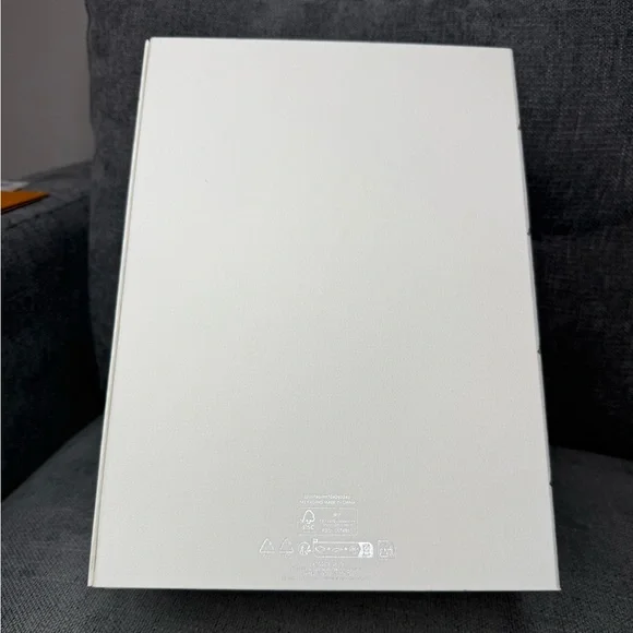 Louis Vuitton Murakami Cherries drawer box - Picture 5 of 8